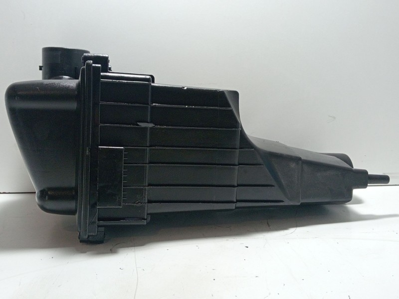 Recambio de caja filtro aire para peugeot 206 berlina 2.0 hdi cat referencia OEM IAM 9657430580  
