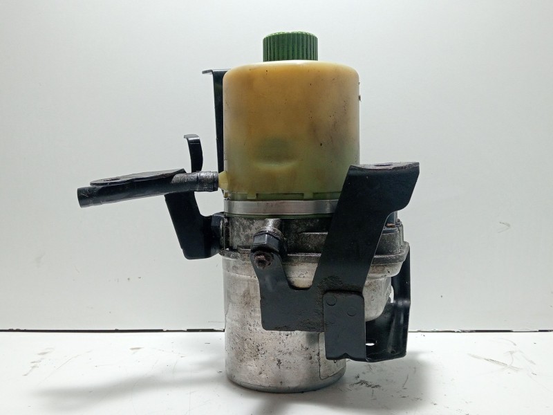 Recambio de bomba direccion para seat ibiza (6j5) referencia OEM IAM 6R0423156B  