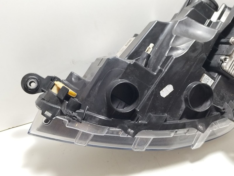 Recambio de faro derecho para seat ibiza v (kj1, kjg) 1.0 mpi referencia OEM IAM 6F1941008F  