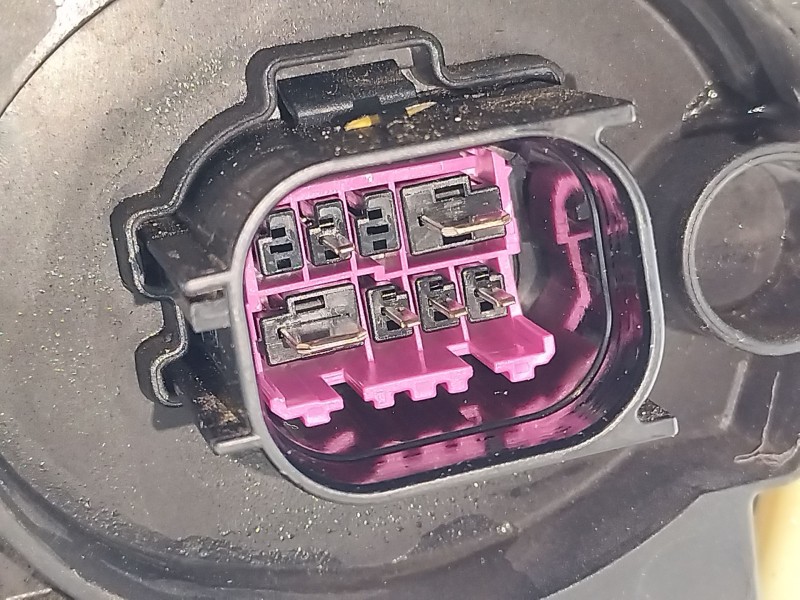 Recambio de faro derecho para seat ibiza v (kj1, kjg) 1.0 mpi referencia OEM IAM 6F1941008F  