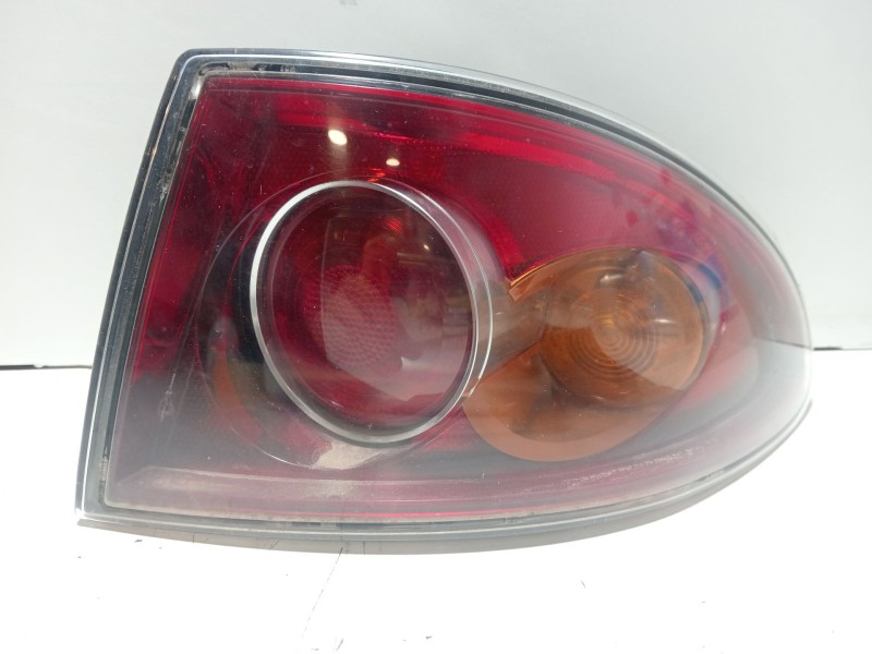 Recambio de piloto trasero derecho para seat cordoba (6l2) 1.4 16v referencia OEM IAM 6L6945096C  