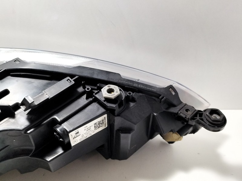 Recambio de faro izquierdo para seat ibiza v (kj1, kjg) 1.0 mpi referencia OEM IAM 6F1941007F  