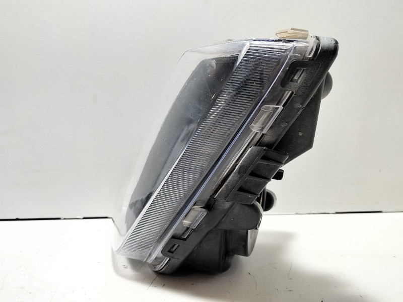 Recambio de faro antiniebla derecho para seat ibiza v (kj1, kjg) 1.0 mpi referencia OEM IAM 6F0941702A  