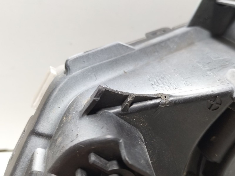 Recambio de faro antiniebla derecho para seat ibiza v (kj1, kjg) 1.0 mpi referencia OEM IAM 6F0941702A  