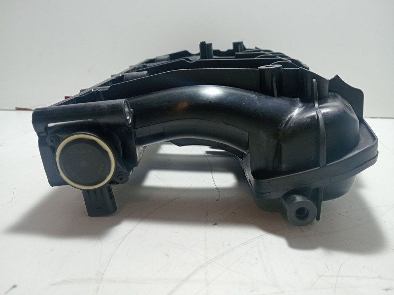 Recambio de colector admision para audi a5 (8t3) 2.0 tfsi referencia OEM IAM 06H133201AN  