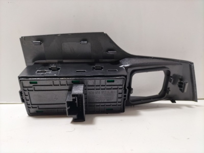 Recambio de mando elevalunas delantero izquierdo para seat ibiza v (kj1, kjg) 1.0 mpi referencia OEM IAM 5G0959857F  