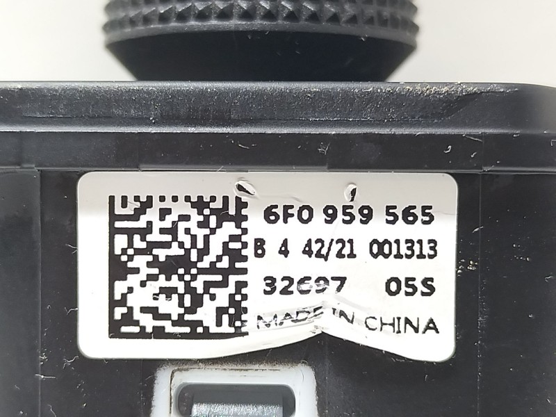 Recambio de mando retrovisor para seat ibiza v (kj1, kjg) 1.0 mpi referencia OEM IAM 6F0959565  