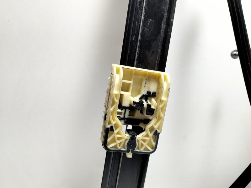 Recambio de elevalunas delantero izquierdo para seat ibiza v (kj1, kjg) 1.0 mpi referencia OEM IAM 6F0837461C  