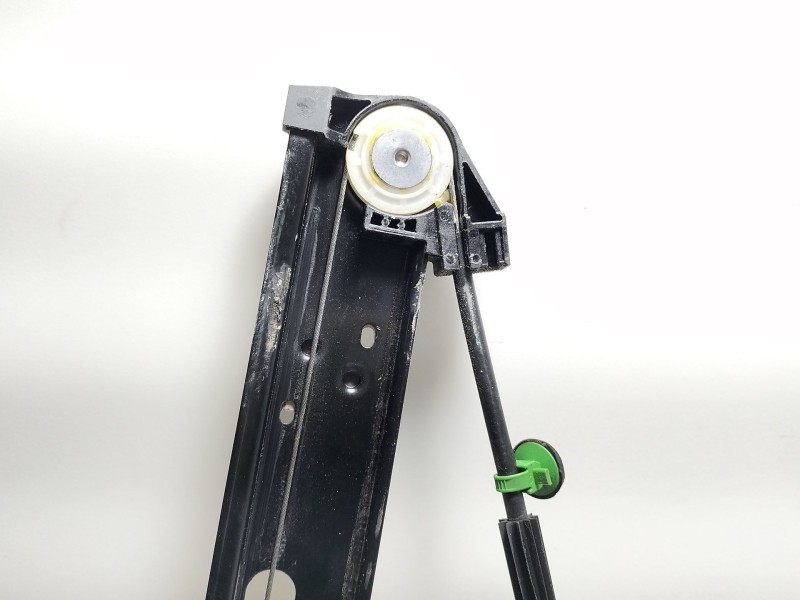 Recambio de elevalunas delantero izquierdo para seat ibiza v (kj1, kjg) 1.0 mpi referencia OEM IAM 6F0837461C  