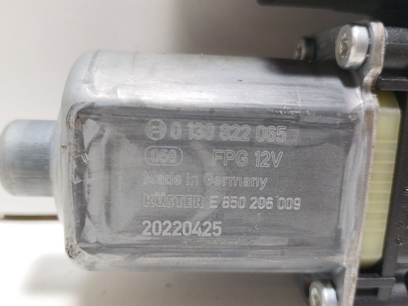 Recambio de motor elevalunas delantero izquierdo para seat ibiza v (kj1, kjg) 1.0 mpi referencia OEM IAM 2Q1959405E  