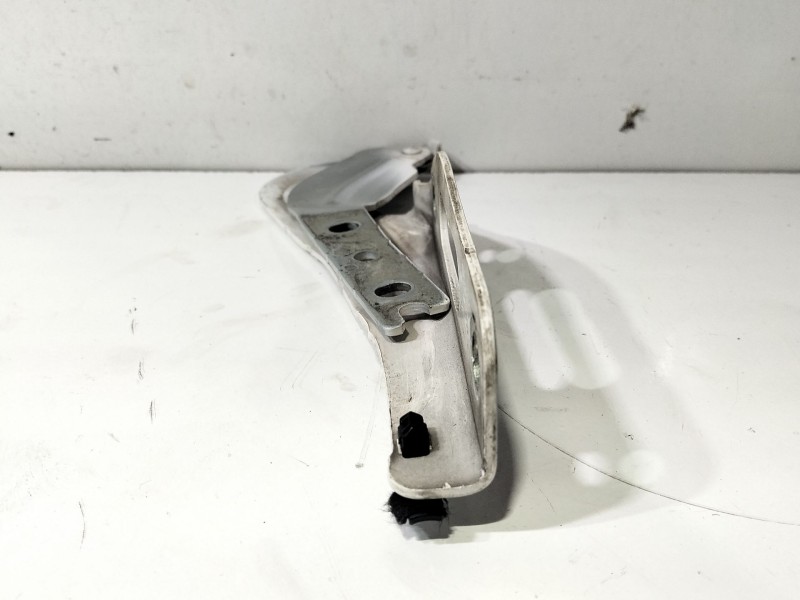 Recambio de bisagra de capot para seat ibiza v (kj1, kjg) 1.0 mpi referencia OEM IAM 6F0823301A  
