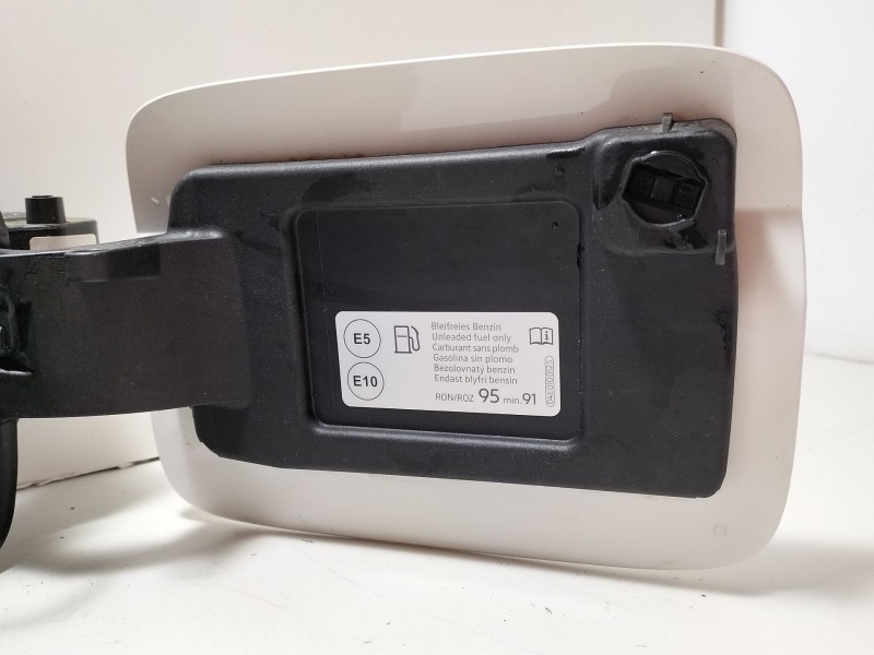 Recambio de tapa exterior combustible para seat ibiza v (kj1, kjg) 1.0 mpi referencia OEM IAM 6F0809905J  