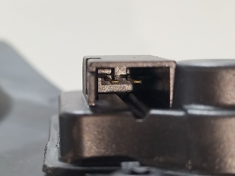 Recambio de tapa exterior combustible para seat ibiza v (kj1, kjg) 1.0 mpi referencia OEM IAM 6F0809905J  