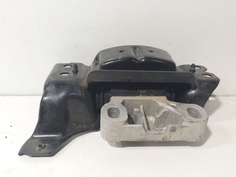 Recambio de soporte motor para seat ibiza v (kj1, kjg) 1.0 mpi referencia OEM IAM 2Q0199555AF  