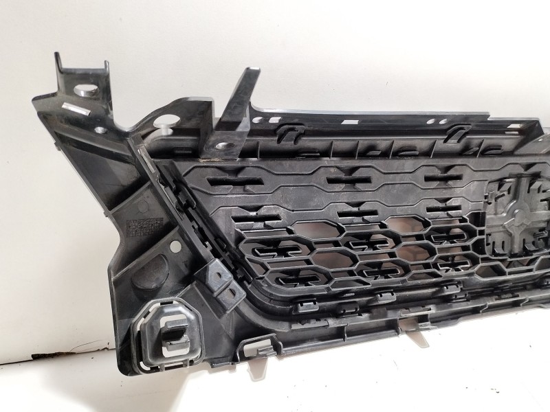 Recambio de rejilla delantera para seat ibiza v (kj1, kjg) 1.0 mpi referencia OEM IAM 6F0853654  