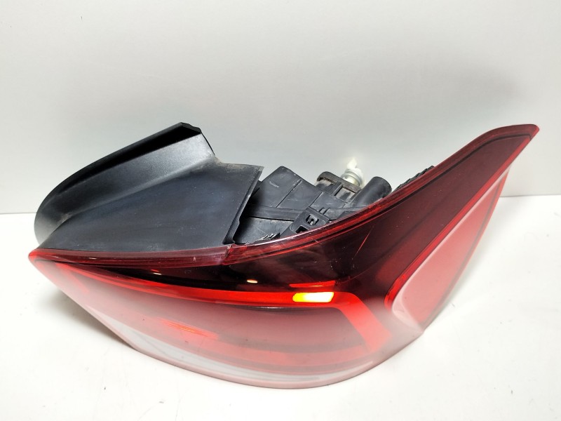 Recambio de piloto trasero derecho para seat ibiza v (kj1, kjg) 1.0 mpi referencia OEM IAM 6F0945208H  