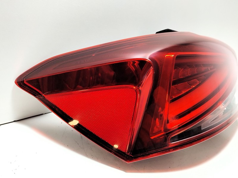 Recambio de piloto trasero izquierdo para seat ibiza v (kj1, kjg) 1.0 mpi referencia OEM IAM 6F0945207H  