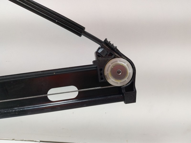 Recambio de elevalunas trasero izquierdo para seat ibiza v (kj1, kjg) 1.0 mpi referencia OEM IAM 6F0839461C  