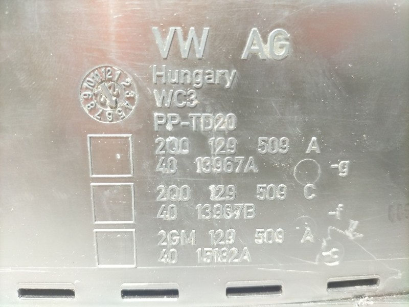 Recambio de conducto canalizador aire interior para seat ibiza v (kj1, kjg) 1.0 mpi referencia OEM IAM 2Q0129509A  