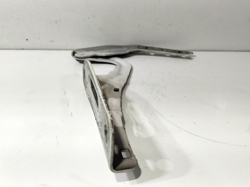 Recambio de bisagra de capot para seat ibiza v (kj1, kjg) 1.0 mpi referencia OEM IAM 6F0823302A  