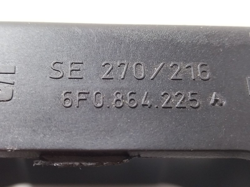 Recambio de moldura para seat ibiza v (kj1, kjg) 1.0 mpi referencia OEM IAM 6F0864225A  