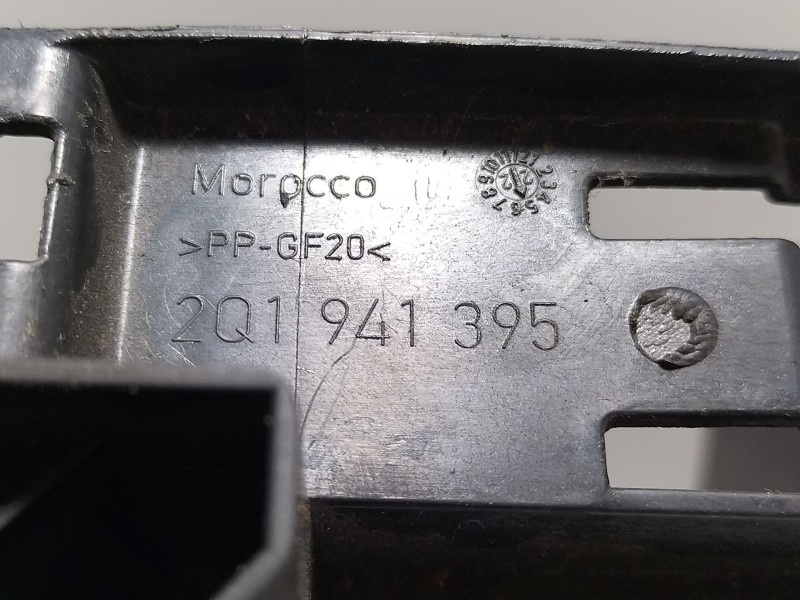 Recambio de moldura para seat ibiza v (kj1, kjg) 1.0 mpi referencia OEM IAM 2Q1941395  