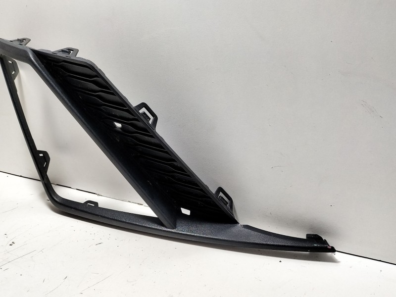 Recambio de rejilla paragolpes izquierda para seat ibiza v (kj1, kjg) 1.0 mpi referencia OEM IAM 6F0853665A  