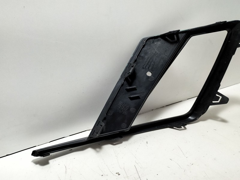 Recambio de rejilla paragolpes izquierda para seat ibiza v (kj1, kjg) 1.0 mpi referencia OEM IAM 6F0853665A  