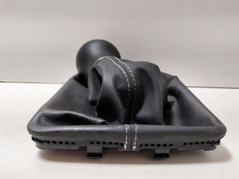 Recambio de pomo palanca cambio para seat ibiza v (kj1, kjg) 1.0 mpi referencia OEM IAM 6F071111T BOQ  