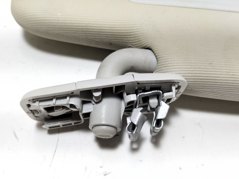 Recambio de parasol derecho para seat ibiza v (kj1, kjg) 1.0 mpi referencia OEM IAM 5G0857552DC  