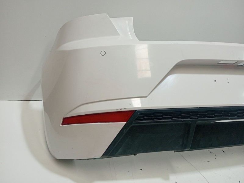 Recambio de paragolpes trasero para seat ibiza v (kj1, kjg) 1.0 mpi referencia OEM IAM 6F0807421H  
