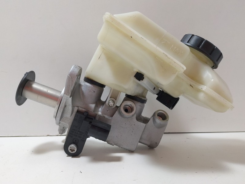 Recambio de bomba freno para seat ibiza v (kj1, kjg) 1.0 mpi referencia OEM IAM 2Q1611301A  