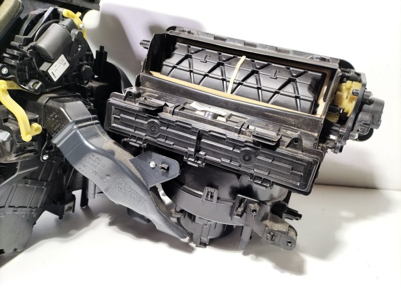 Recambio de calefaccion entera normal para seat ibiza v (kj1, kjg) 1.0 mpi referencia OEM IAM 2Q1816005AE  