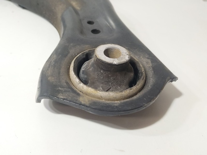Recambio de brazo suspension inferior delantero izquierdo para seat ibiza v (kj1, kjg) 1.0 mpi referencia OEM IAM 2Q0407151D  