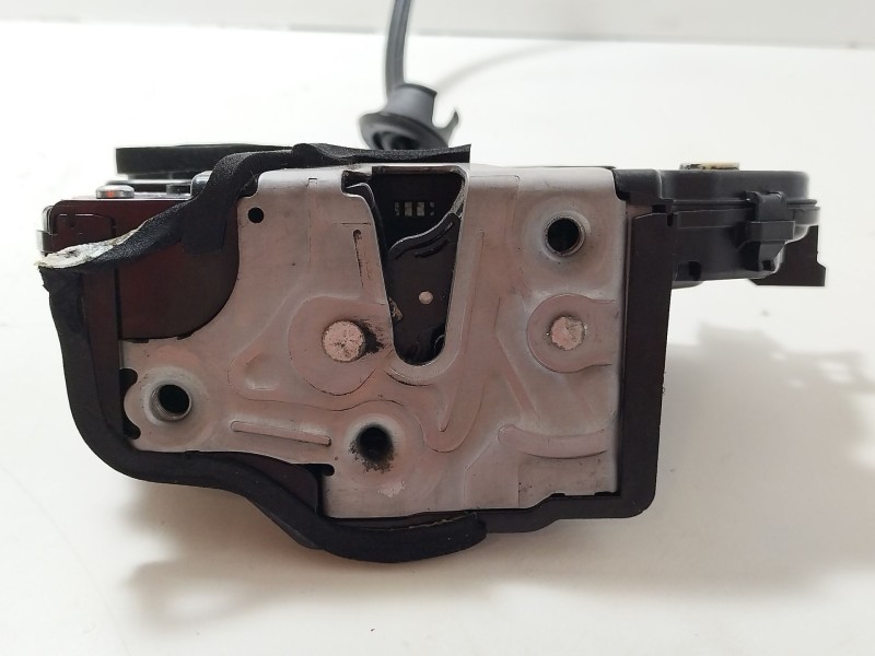 Recambio de cerradura puerta trasera izquierda para seat ibiza v (kj1, kjg) 1.0 mpi referencia OEM IAM 10A839015B  