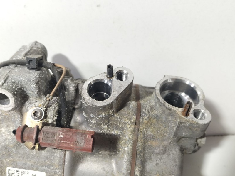 Recambio de compresor aire acondicionado para seat ibiza v (kj1, kjg) 1.0 mpi referencia OEM IAM 3Q0816803E  