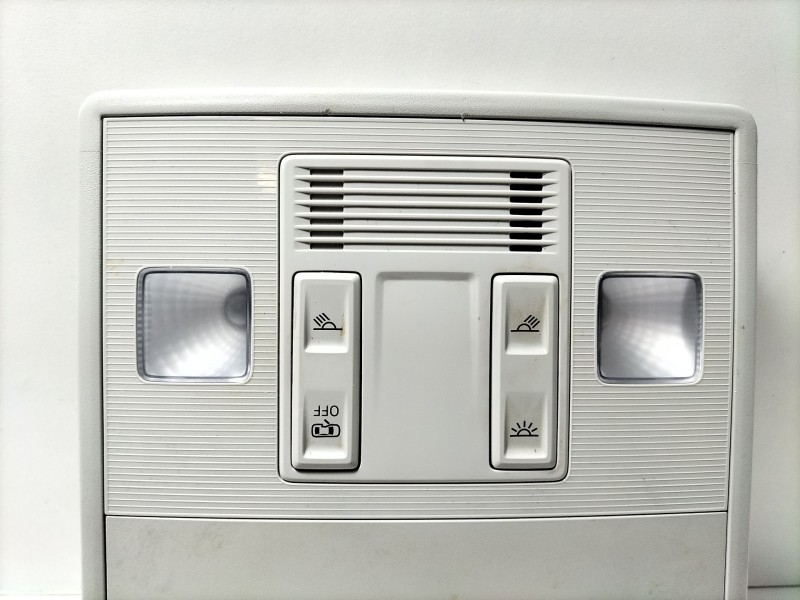 Recambio de luz interior para seat ibiza v (kj1, kjg) 1.0 mpi referencia OEM IAM 3V0868487C  