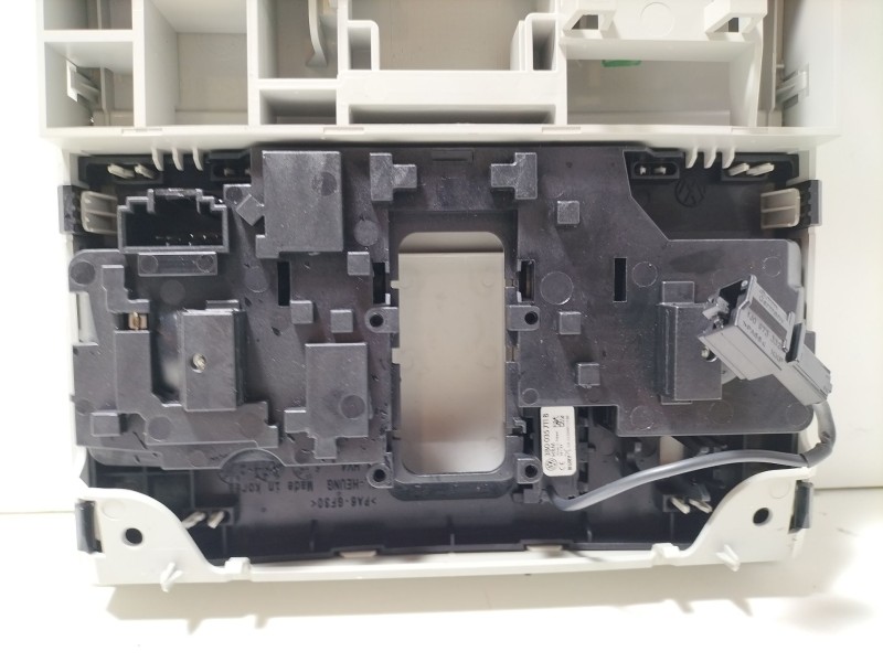 Recambio de luz interior para seat ibiza v (kj1, kjg) 1.0 mpi referencia OEM IAM 3V0868487C  