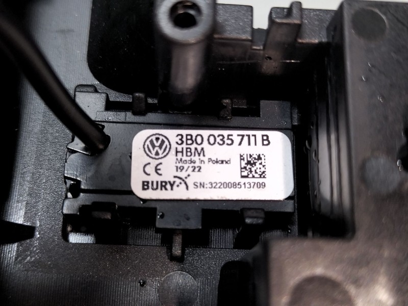 Recambio de luz interior para seat ibiza v (kj1, kjg) 1.0 mpi referencia OEM IAM 3V0868487C  