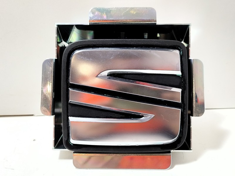 Recambio de maneta exterior porton para seat ibiza v (kj1, kjg) 1.0 mpi referencia OEM IAM 6F0827565  