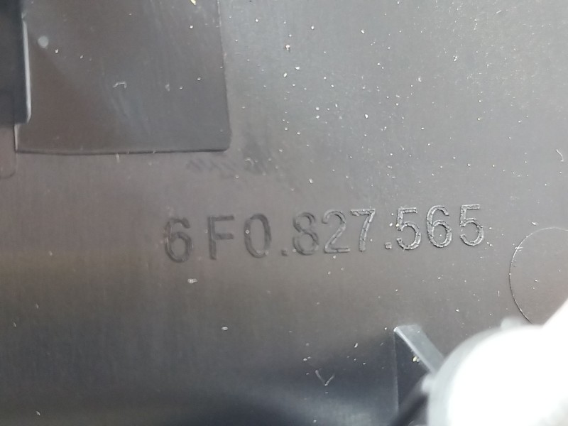 Recambio de maneta exterior porton para seat ibiza v (kj1, kjg) 1.0 mpi referencia OEM IAM 6F0827565  