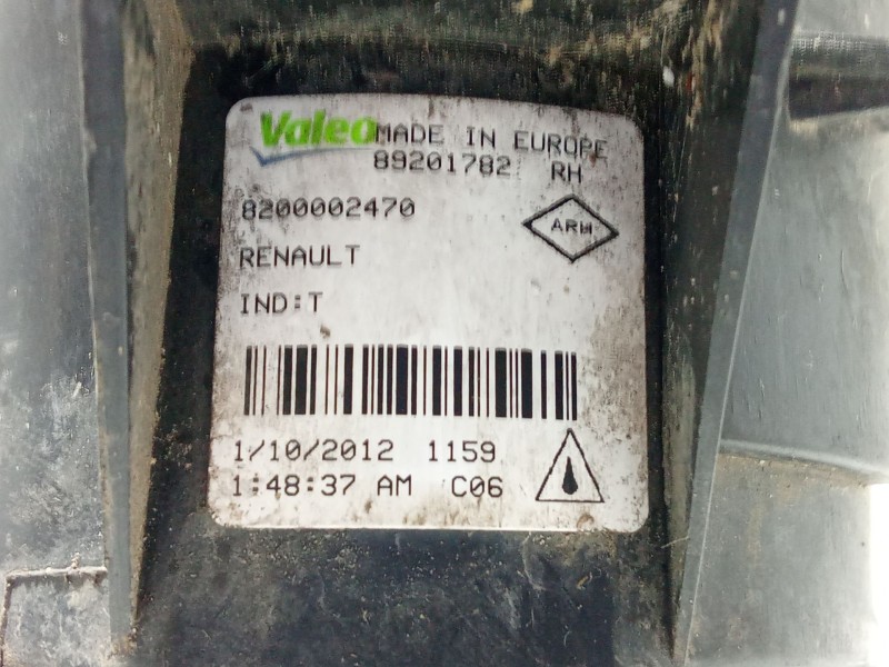 Recambio de faro antiniebla derecho para renault clio iii grandtour (kr0/1_) 1.5 dci referencia OEM IAM 8200002470  