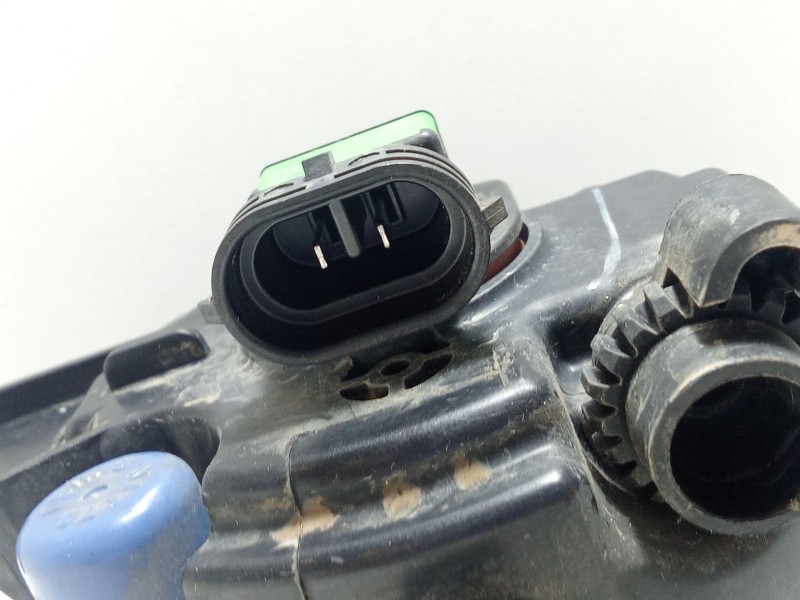 Recambio de faro antiniebla izquierdo para renault clio iii grandtour (kr0/1_) 1.5 dci referencia OEM IAM 8200002469  