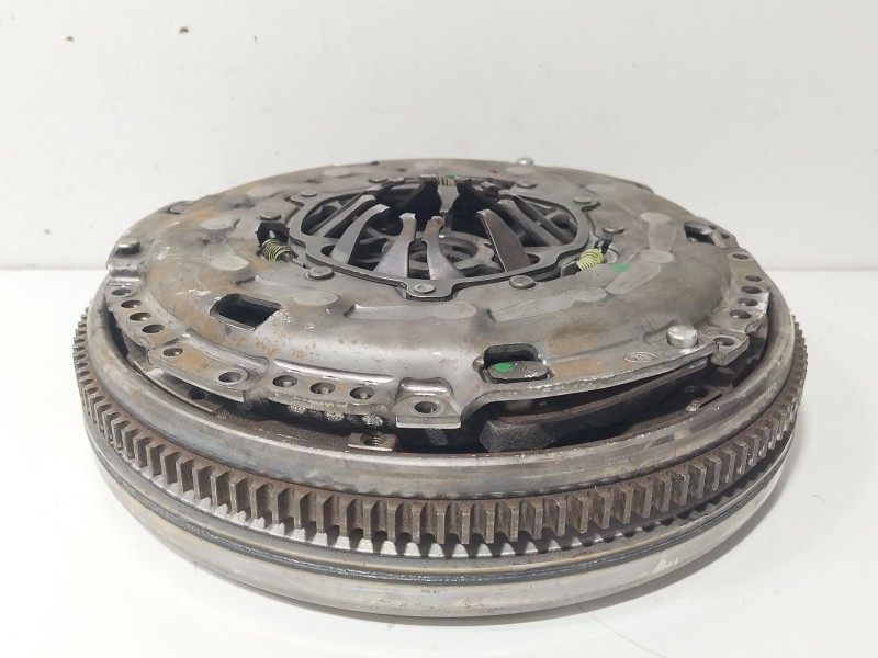 Recambio de kit embrague para seat altea xl (5p5) 1.9 tdi referencia OEM IAM 123042610  