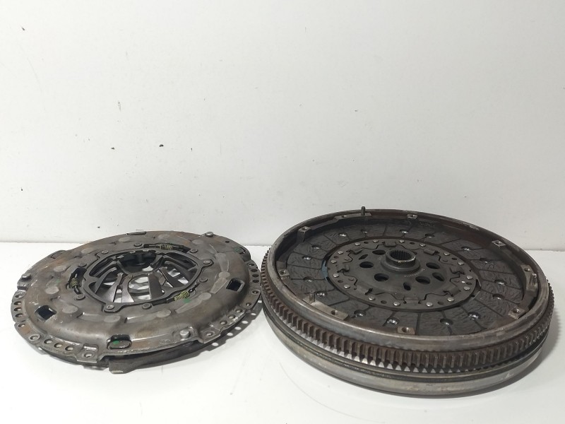 Recambio de kit embrague para seat altea xl (5p5) 1.9 tdi referencia OEM IAM 123042610  
