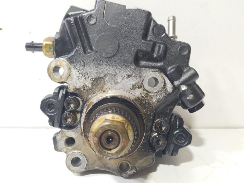 Recambio de bomba inyeccion para mercedes-benz clase c (w204) berlina c 200 cdi blueefficiency (204.001) referencia OEM IAM A651