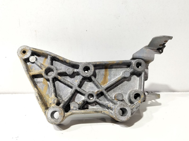 Recambio de soporte motor para mercedes-benz clase c (w204) c 200 cdi (204.001) referencia OEM IAM A6510940039  