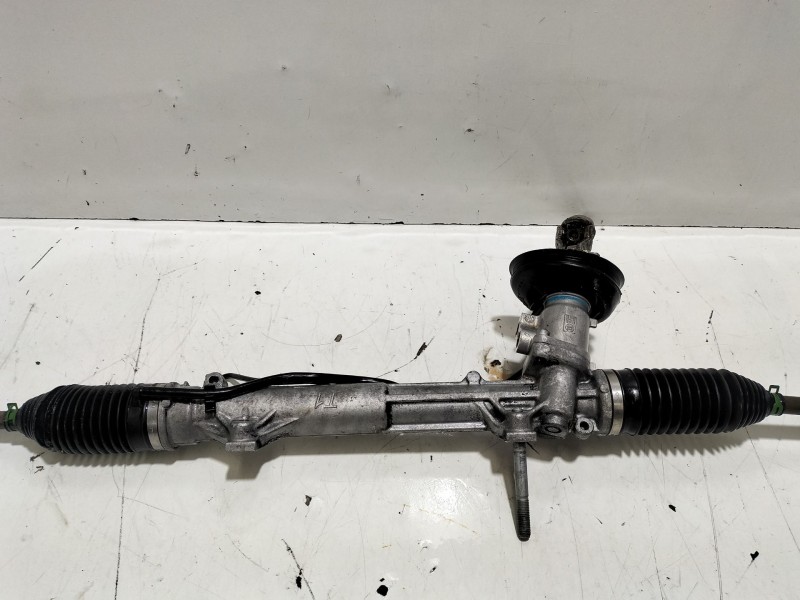 Recambio de cremallera direccion para peugeot 206 berlina 2.0 hdi cat referencia OEM IAM 9638132380  