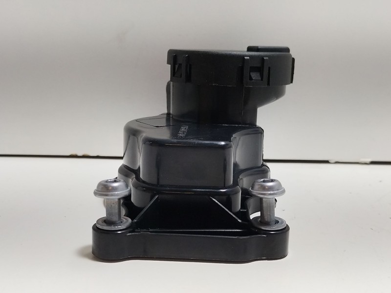 Recambio de soporte filtro aceite para bmw serie 5 berlina (e60) 530d referencia OEM IAM 11127803790  