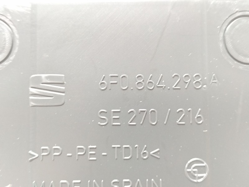 Recambio de moldura para seat ibiza v (kj1, kjg) 1.0 mpi referencia OEM IAM 6F0864298A  